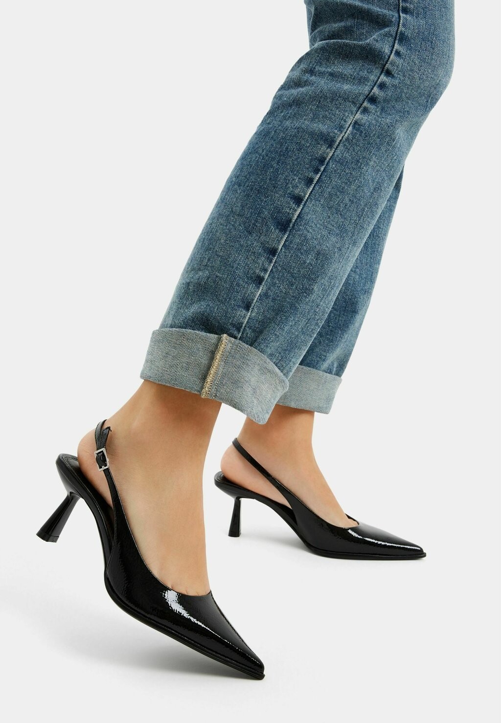 

Туфли Bershka, черный