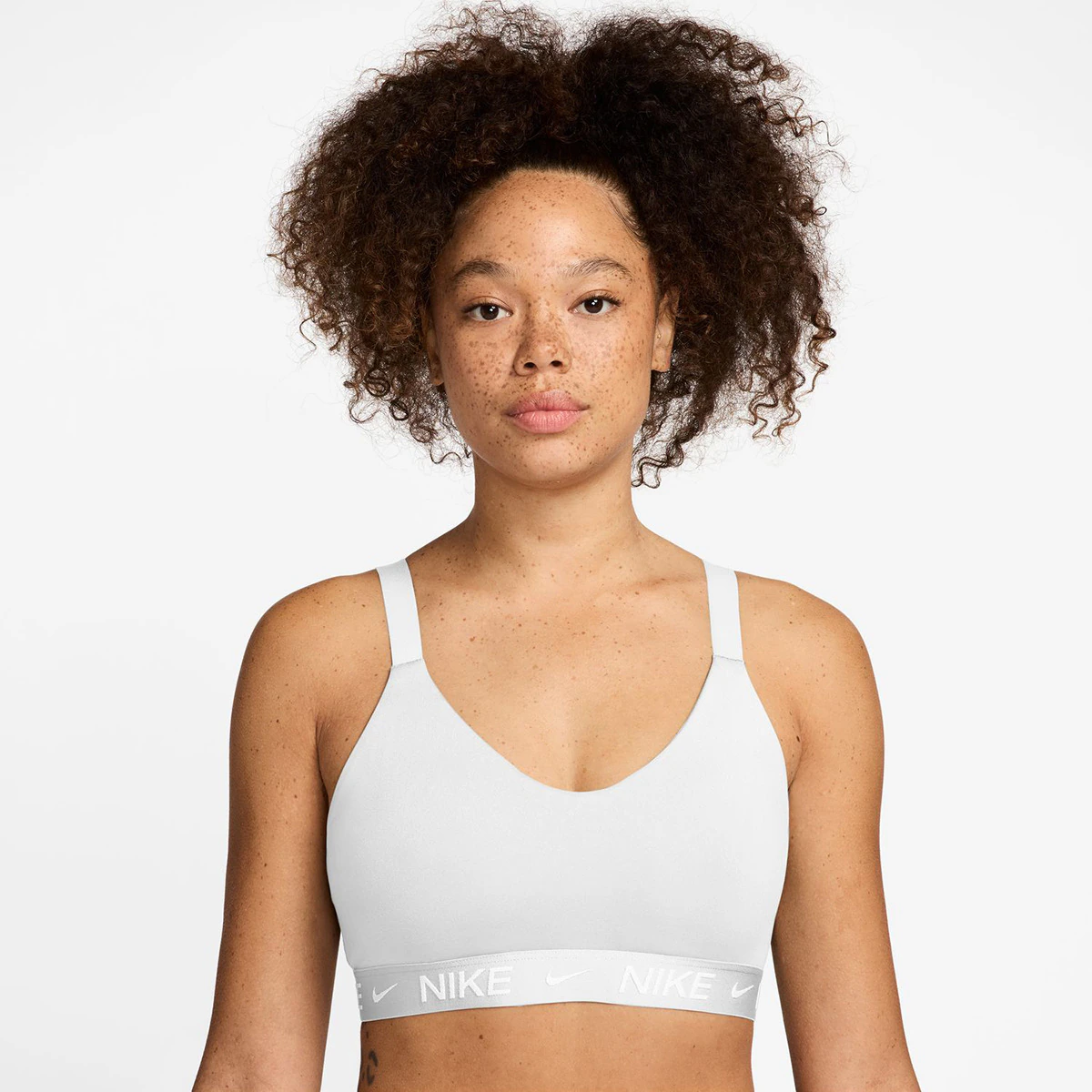 

Женская футболка Nike Indy Medium Support, белый