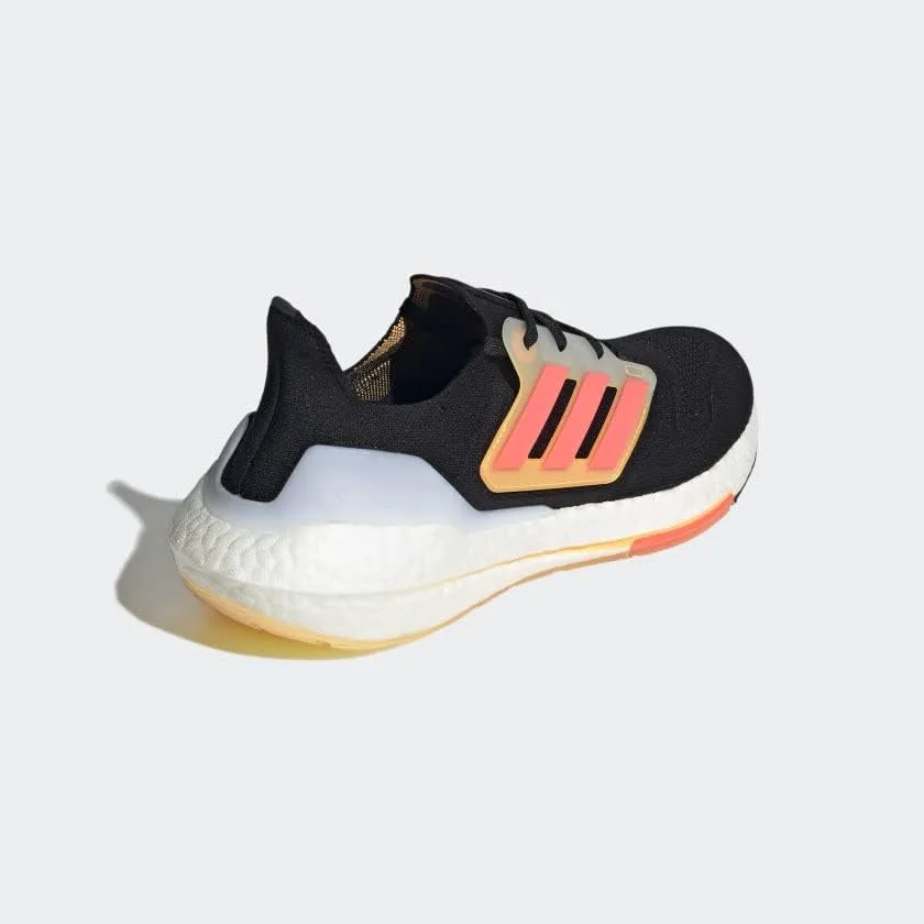 Мужские кроссовки Adidas Ultraboost 22 Heat.rdy для бега, черный/оранжевый — фото 2
