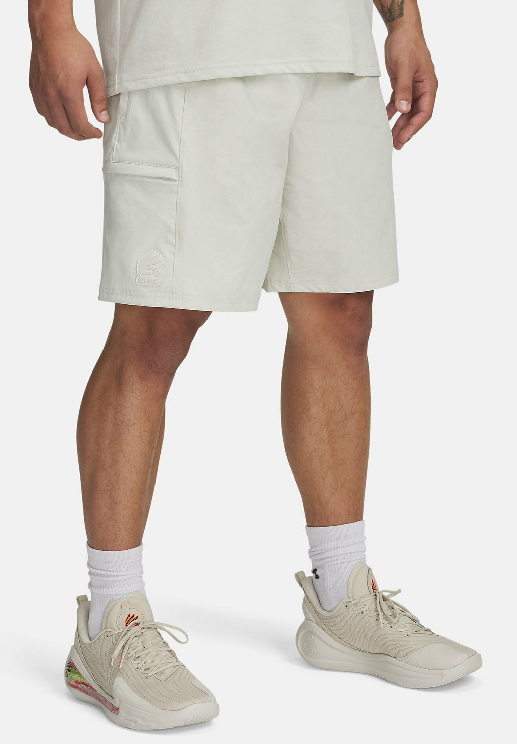 

Спортивные шорты CURRY WOVEN Under Armour, белый