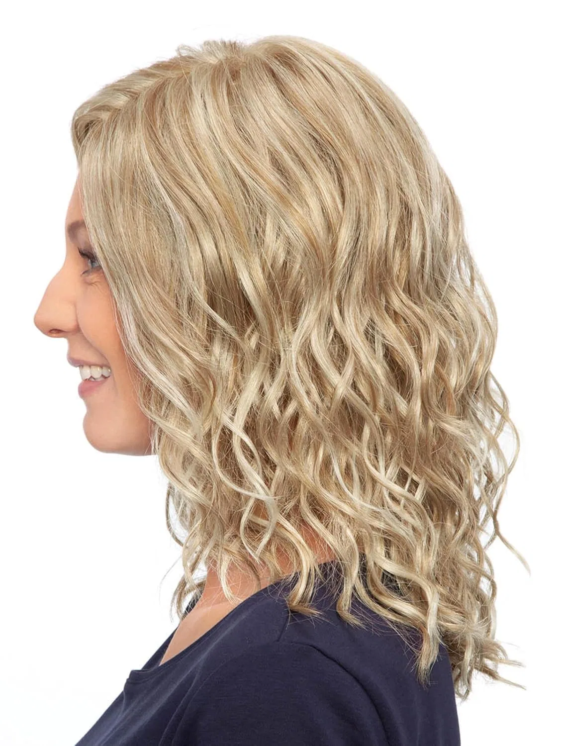 Парик «May» из синтетических волос от Trendhair Trendhair Designs By Lofty, Platinum/Light Blonde Mixed — фото 3
