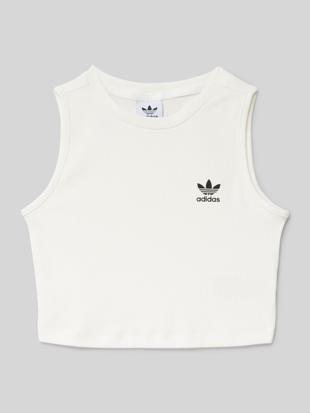 

Ребристая майка adidas Originals, белый