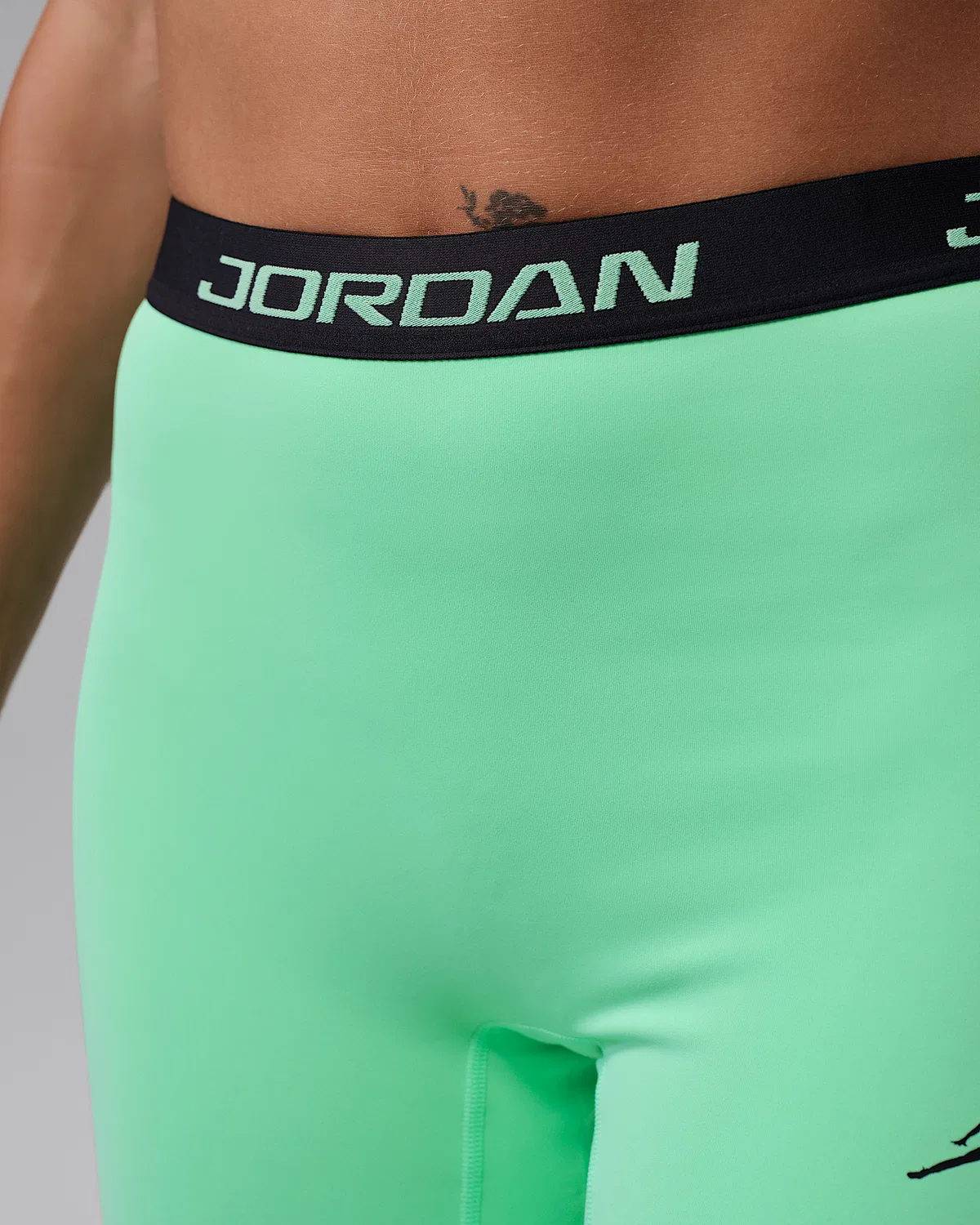 Женские баскетбольные леггинсы с высокой посадкой на одну ногу (левая) Jordan Sport, Green Glow/Black — фото 3