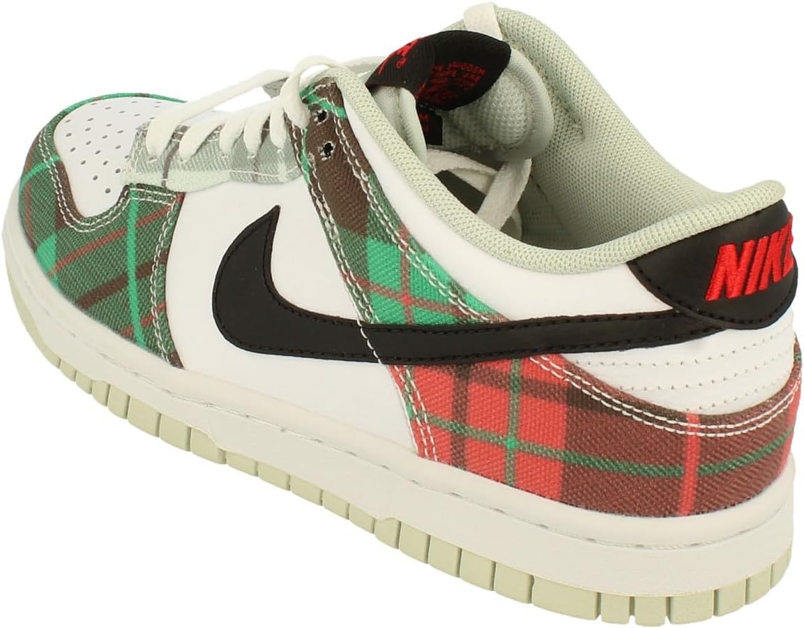 Кроссовки Nike Boys' Dunk Low SE, белый/черный — фото 2