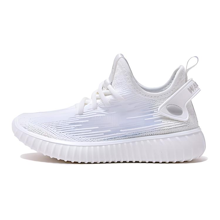 

Износостойкая и легкая детская обувь для повседневной жизни WARRIOR, белый