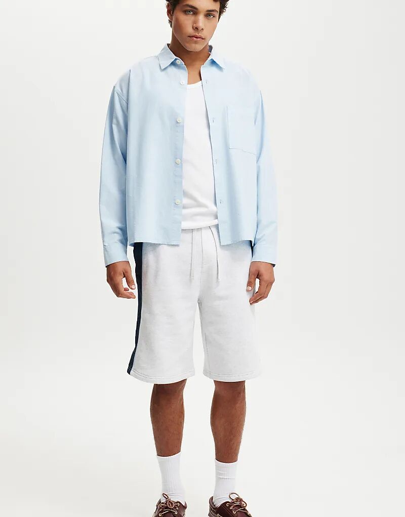 

Короткие флисовые шорты Cotton On Super baggy серого цвета