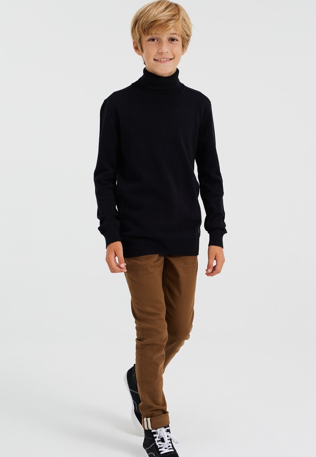 

Вязаный свитер COLTRUI WE Fashion, цвет black