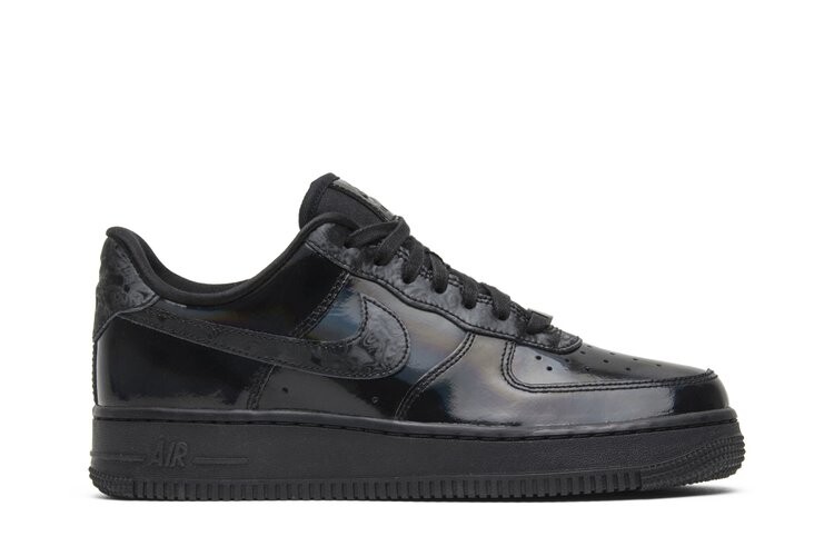 

Кроссовки Nike Wmns Air Force 1 'Luxe', черный