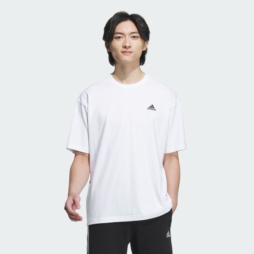 

Футболка Adidas Essentials Plus Loose Fit Small Logo Short Sleeve T-Shirt, белый