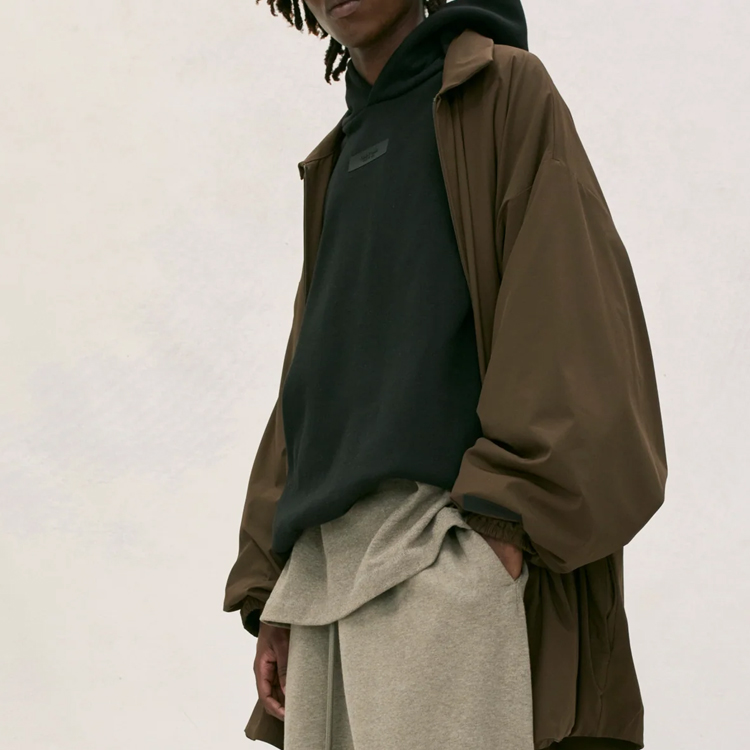 Толстовка Core Collection Fear Of God Essentials, Dark Wood Black/Black — фото 4