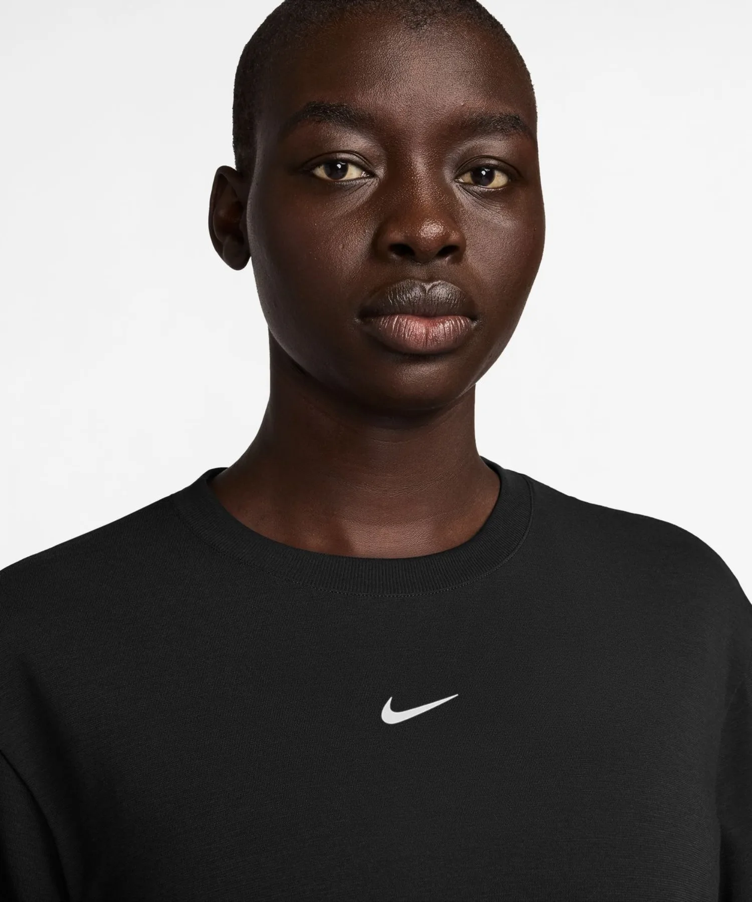 Женский топ Nike One Relaxed DF S/S черный — фото 2