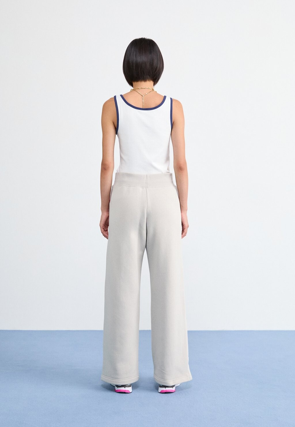 

Спортивные штаны PANT Nike, серый