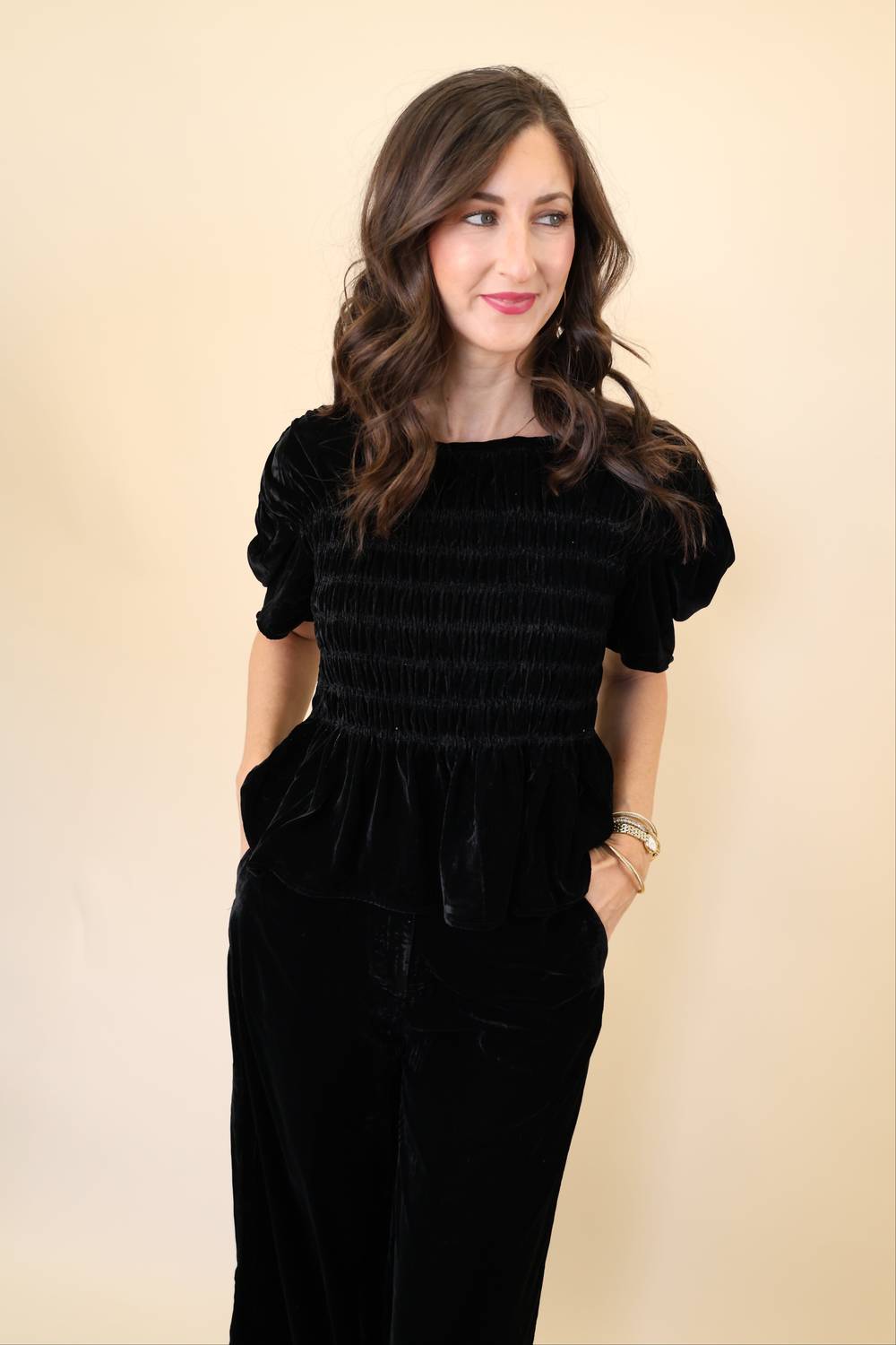 

Dèluc Эластичный бархатный топ Forrest черного цвета