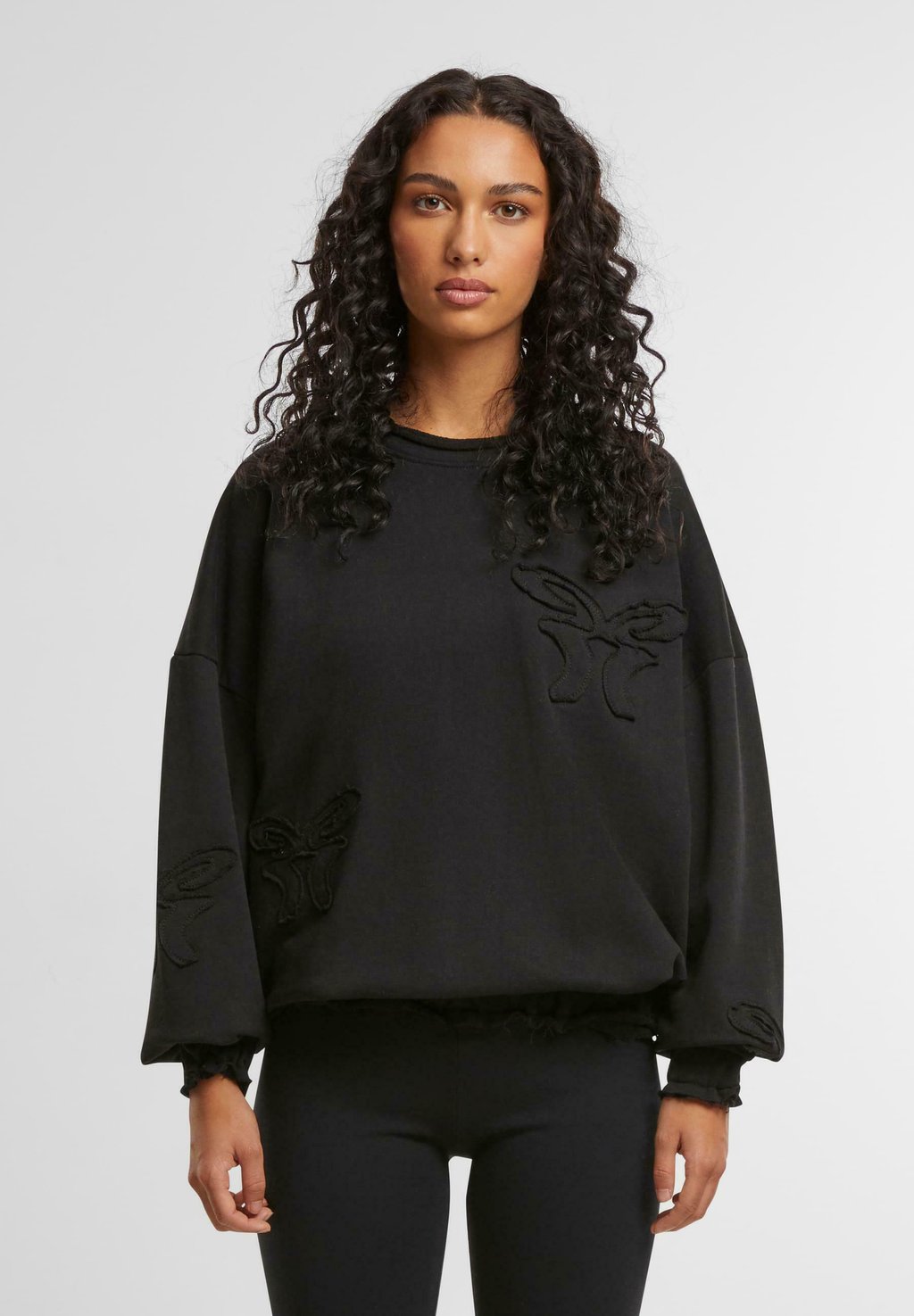 

Толстовка CREWNECK FELICIOUS, черный