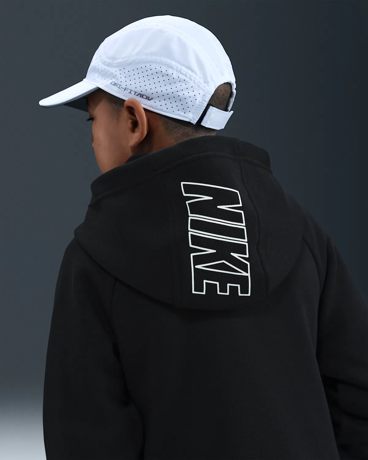 Детский спортивный костюм с капюшоном Nike Sportswear Club Fleece, Black/Black/White/White — фото 3