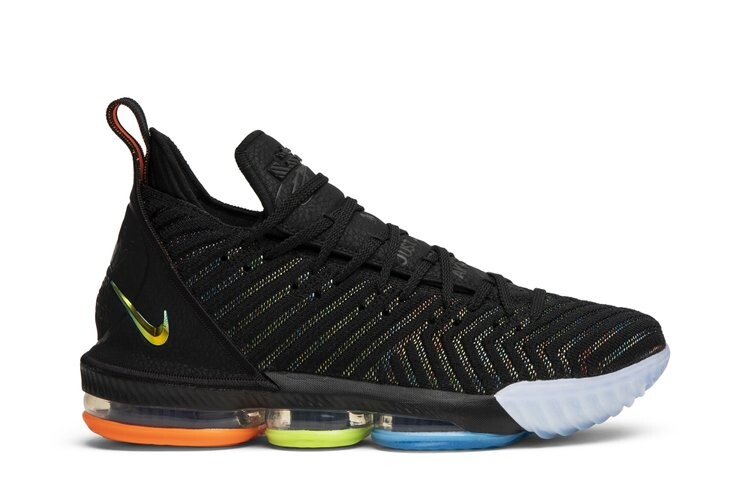 

Кроссовки Nike LeBron 16 'I Promise', черный