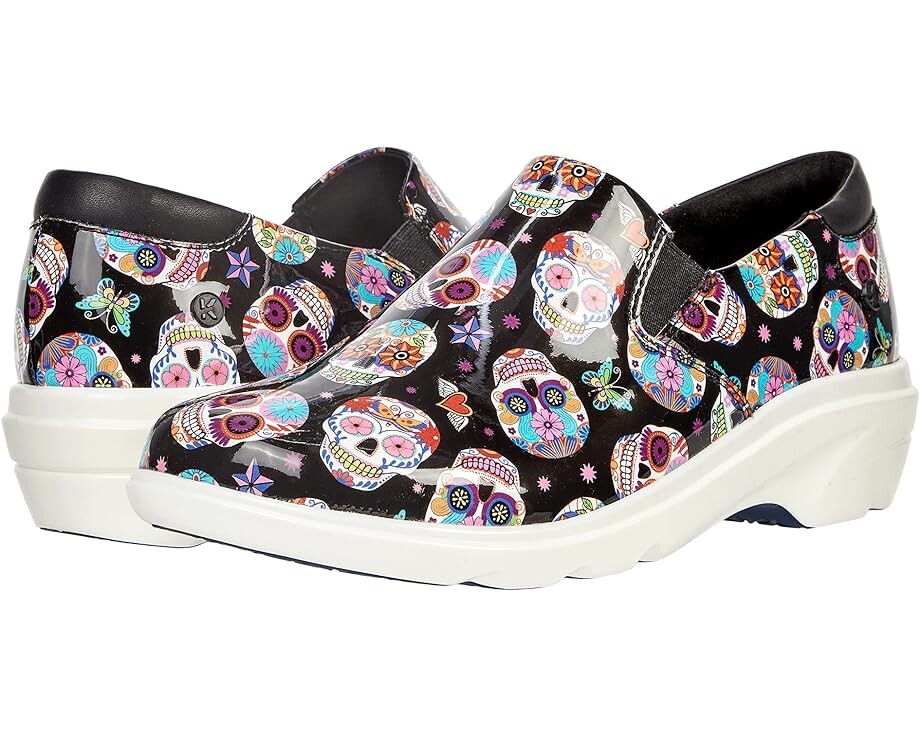

Сабо Klogs Footwear Ascent, цвет Candy Skulls Patent