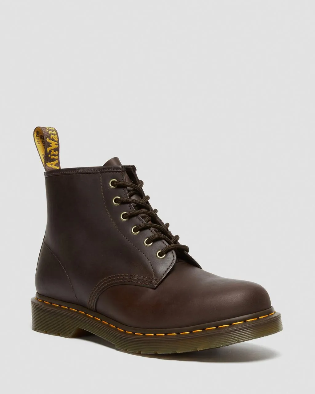 

Кожаные ботильоны Dr. Martens 101 Crazy Horse, цвет Dark Brown — Crazy Horse