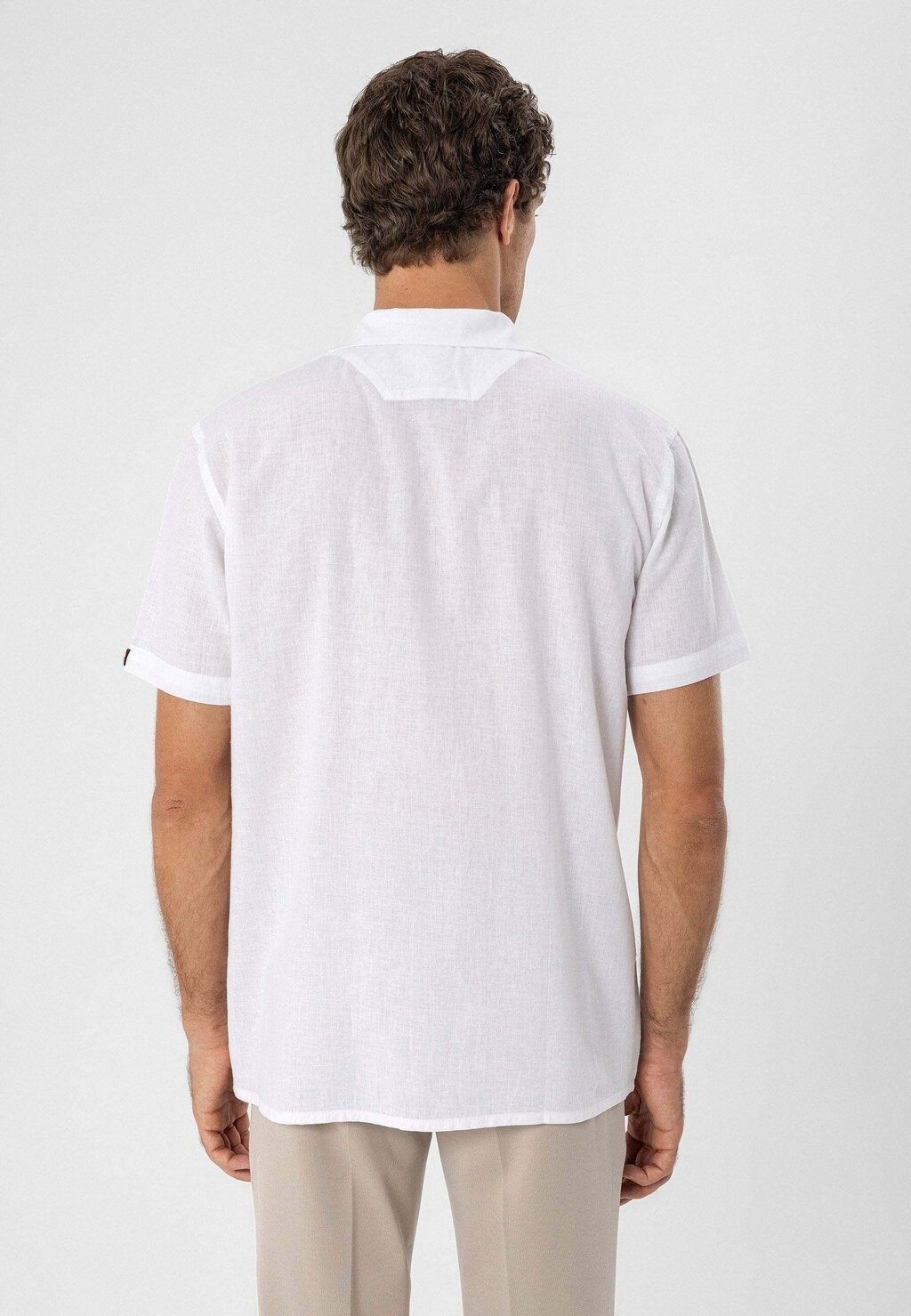 

Рубашка LAPEL COLLAR SHORT SLEEVE Antioch, белый
