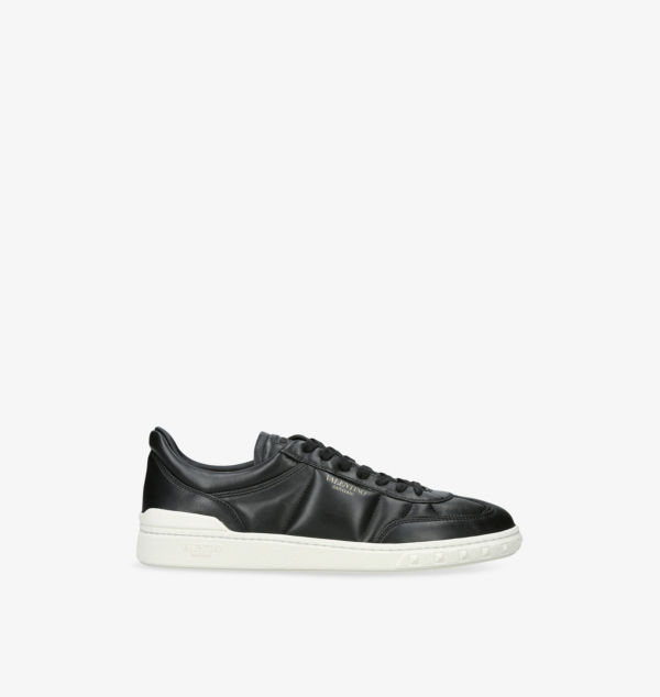 

Низкие кожаные кроссовки Upvillage Valentino Garavani, мультиколор