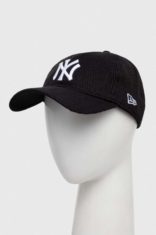 

Бейсболка из смесовой шерсти. New Era, черный