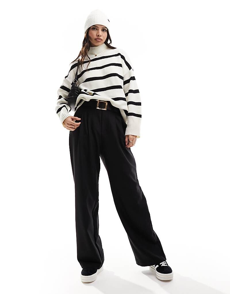 

ASOS DESIGN – Длинный свитер в полоску с высоким воротником кремово-черного цвета