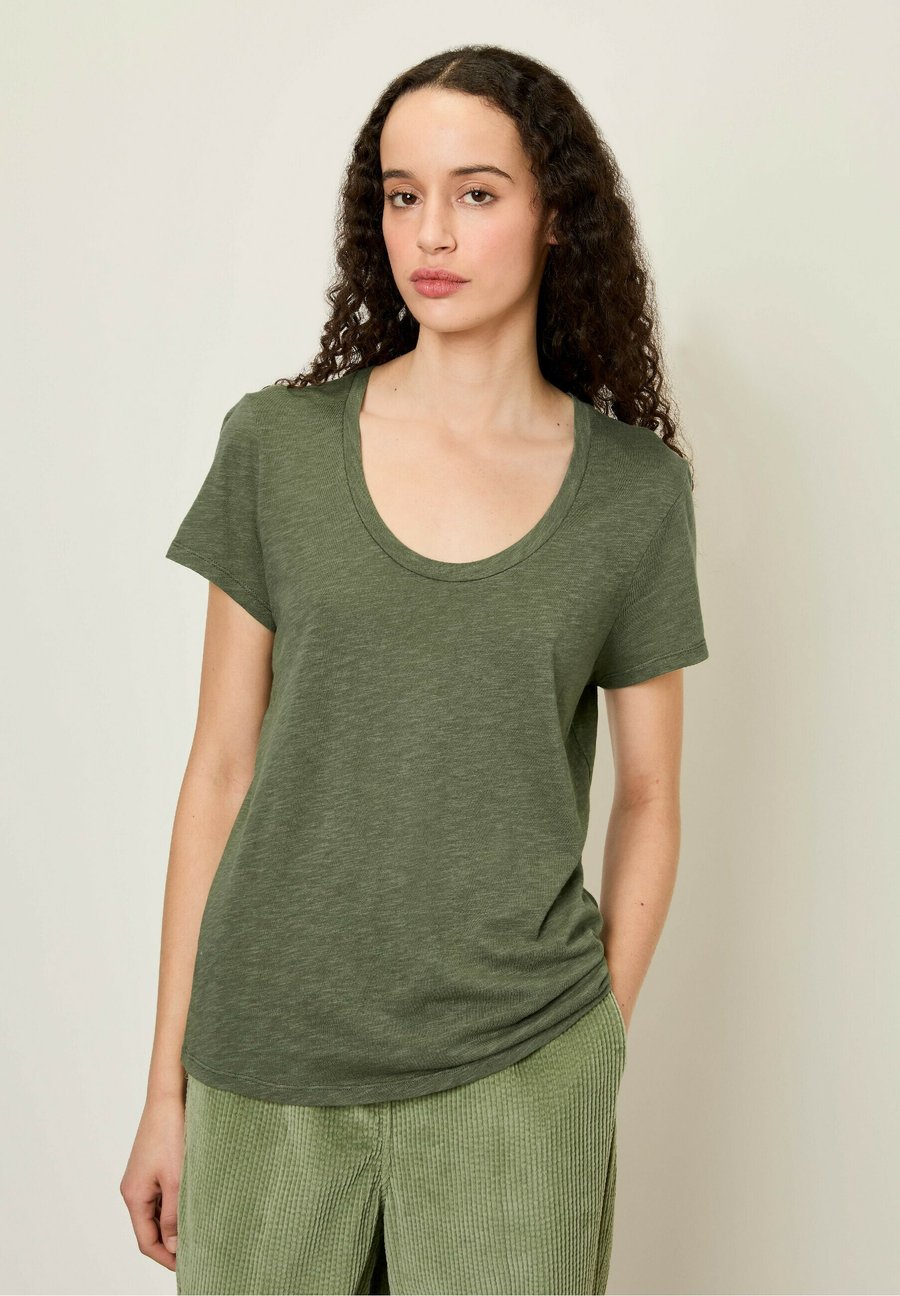 

Футболка American Vintage JACKSONVILLE, Kaki Vintage/Khaki, Хаки, Футболка American Vintage JACKSONVILLE, Kaki Vintage/Khaki