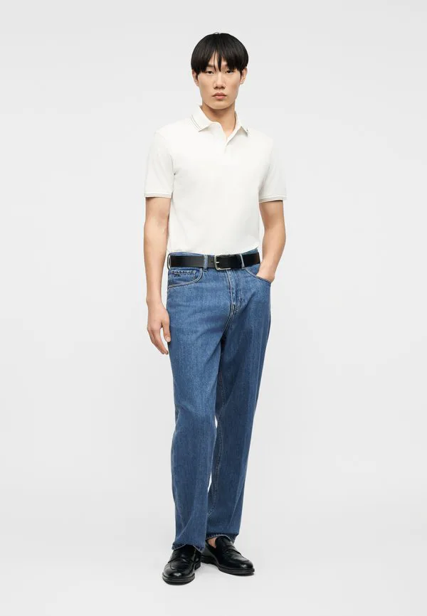 Джинсы свободного кроя Emporio Armani, Medium Blue Denim — фото 2