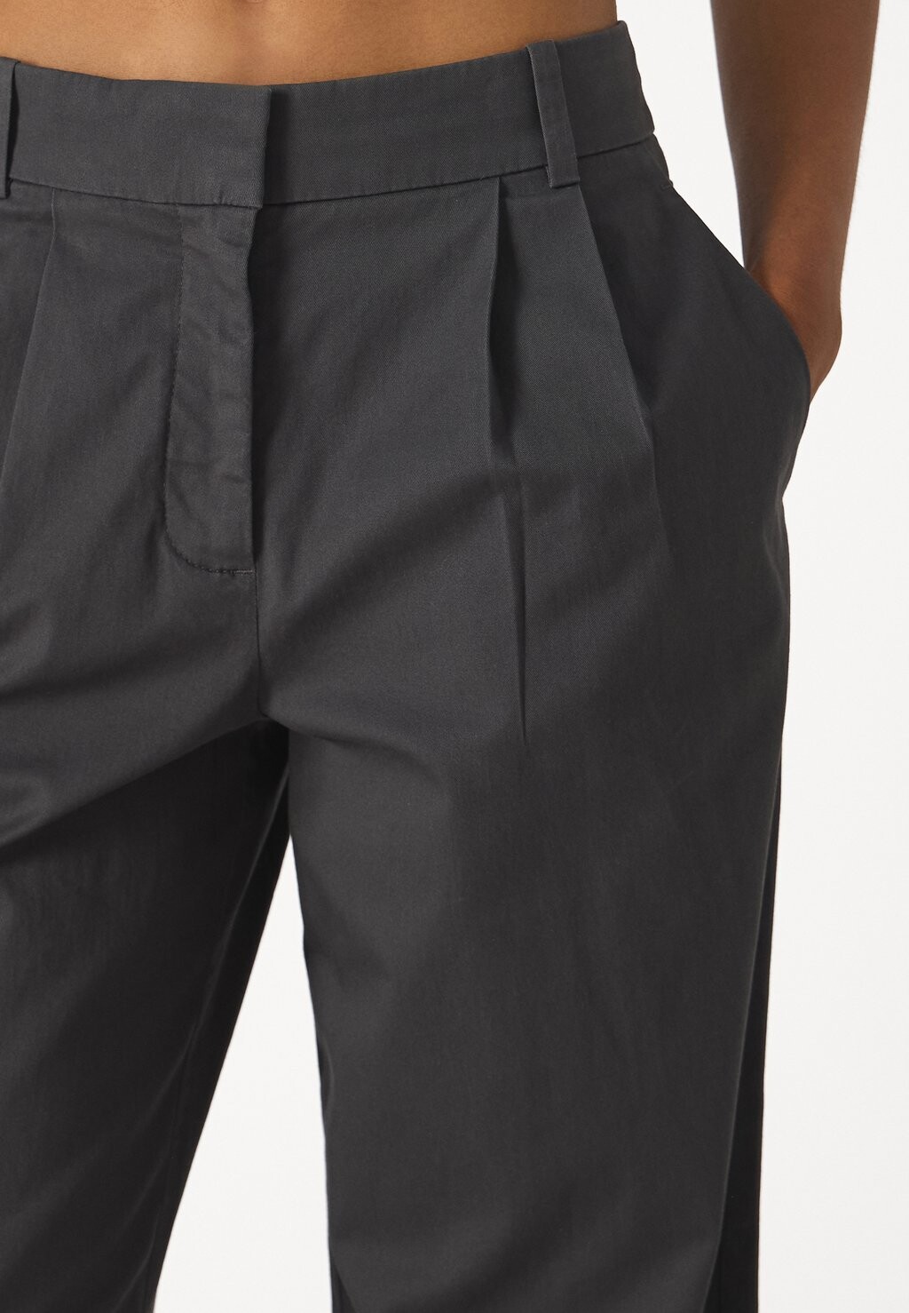 

Тканевые брюки LOW RISE WIDE LEG Abercrombie & Fitch, черный