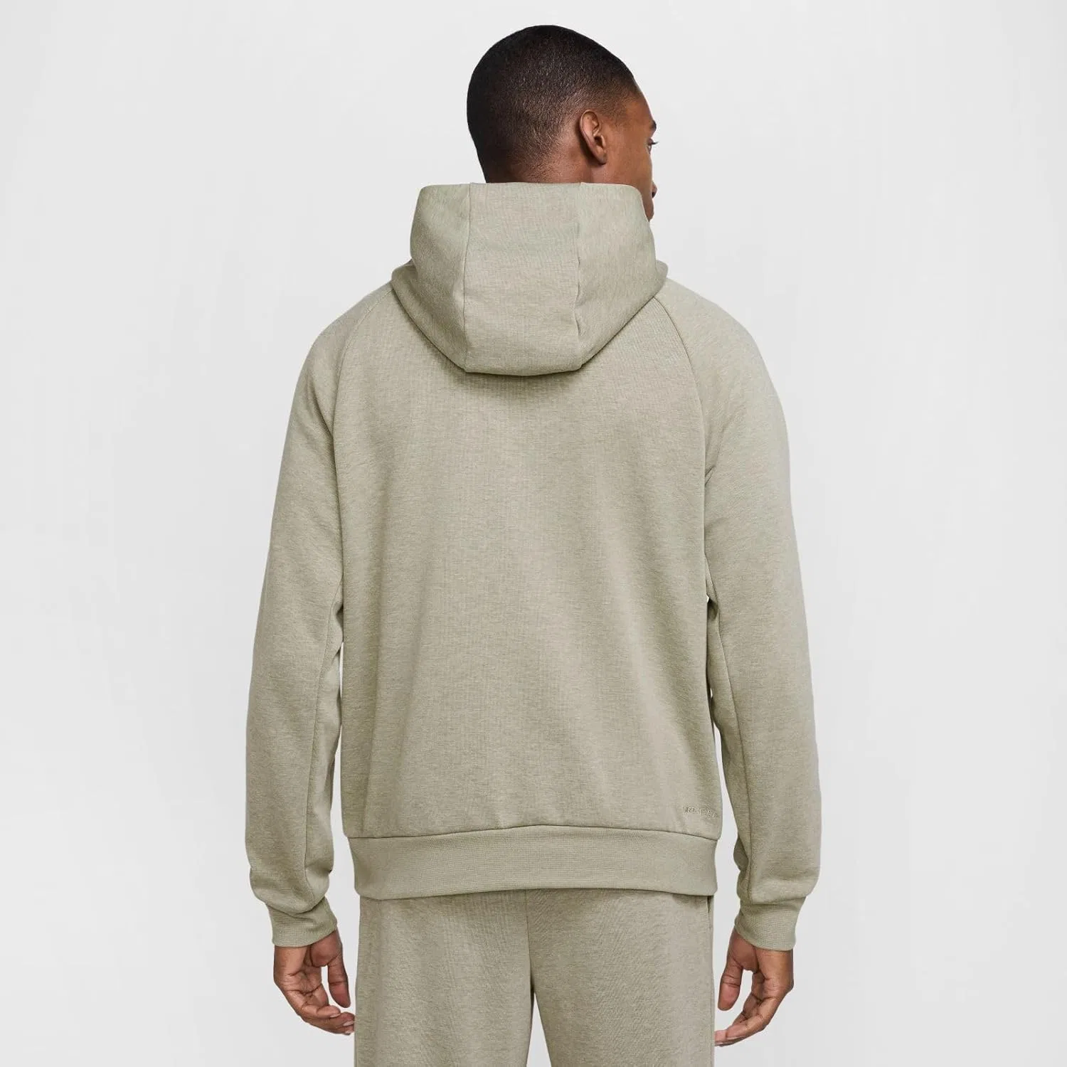Мужская универсальная толстовка Nike Primary Dri-FIT UV Pullover — фото 2