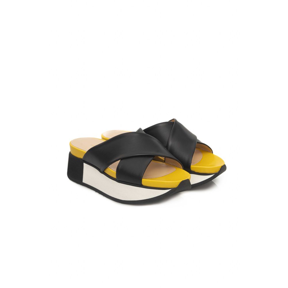 Cerruti 1881 Calfskin Women Women's Sandal, черный — фото 3