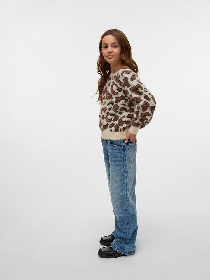 Vero Moda Girl Свитер "Джунгли" бежевого/светло-коричневого цвета — фото 2