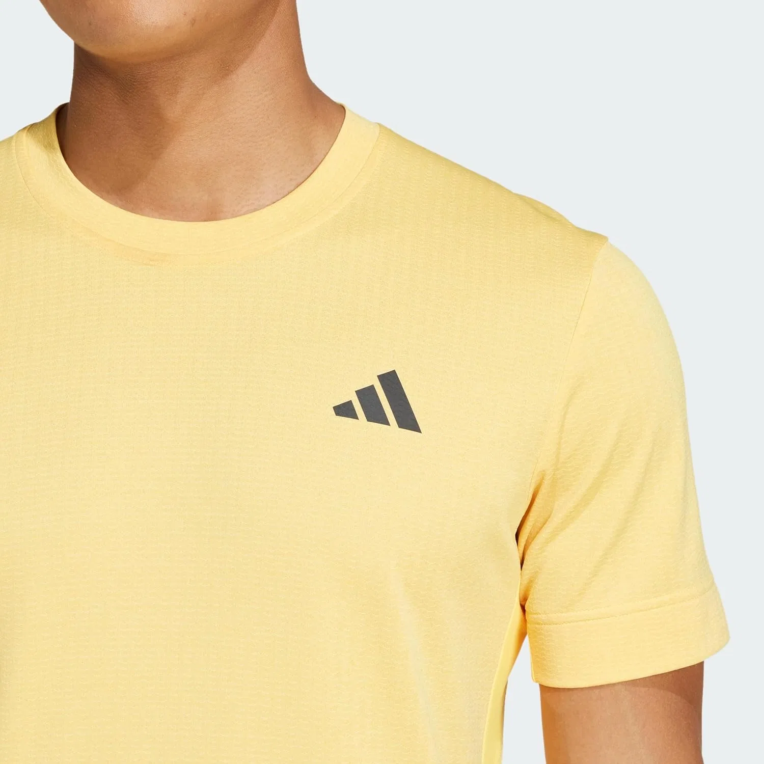 Футболка Adidas Men's Tennis Freelift, Semi Spark/Spark — фото 2