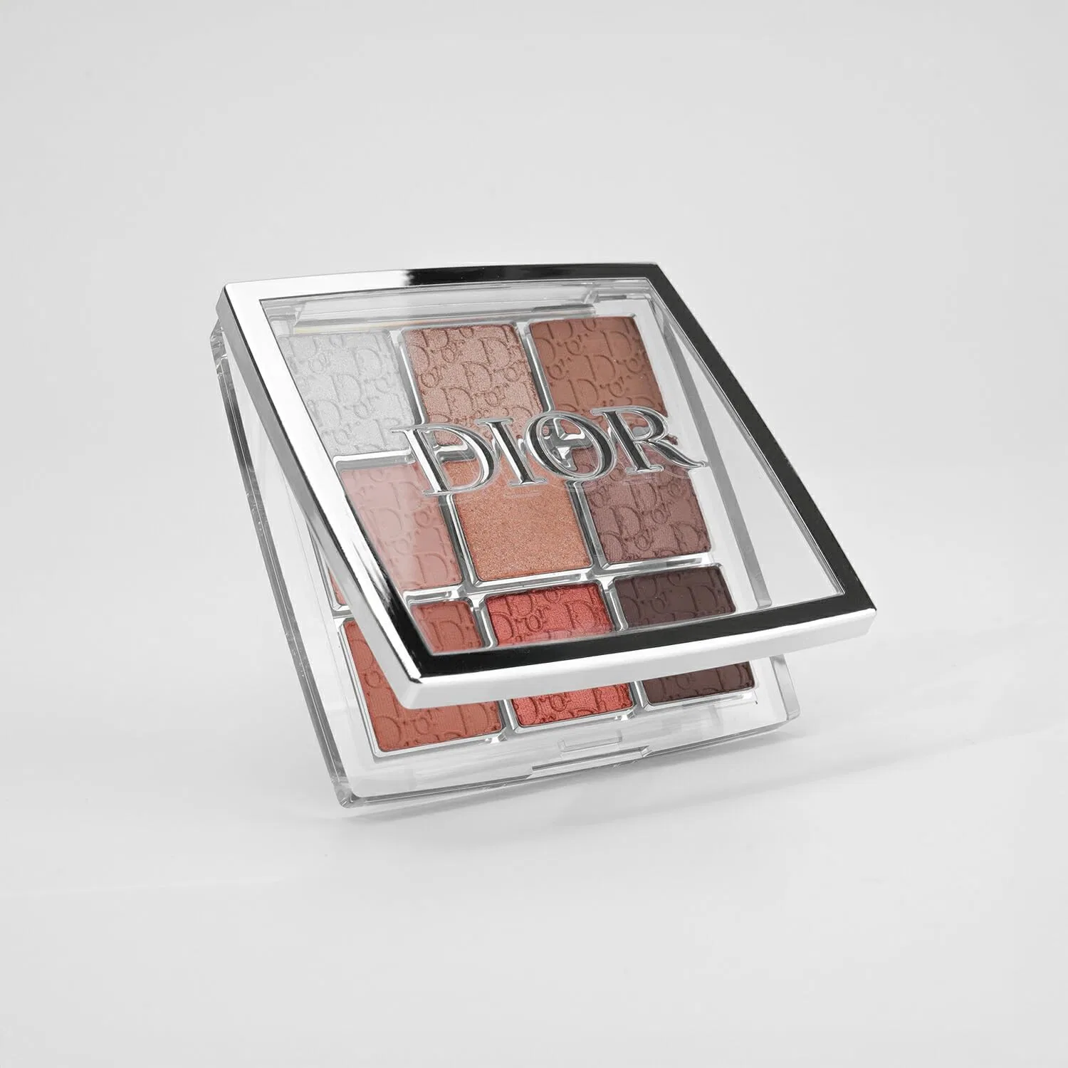 Палетка теней для век с брендом Dior, 9 цветов, оттенок 001 Nude, 10 г — фото 3