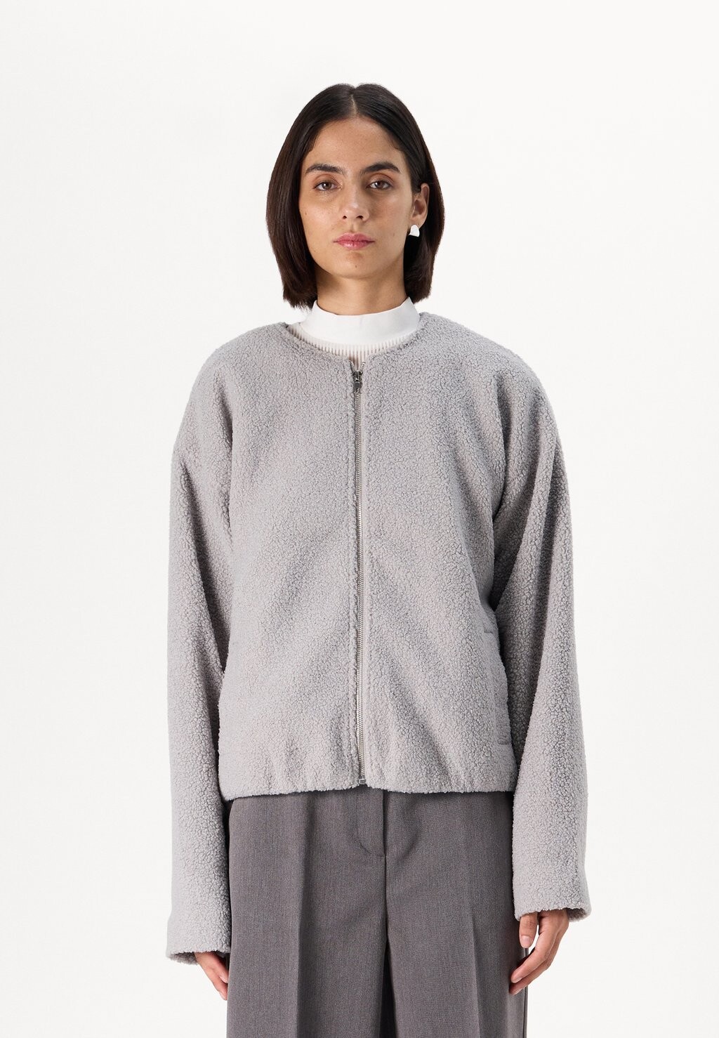 

Зимняя куртка VMTAYLOR JACKET Vero Moda Tall, светло-серый