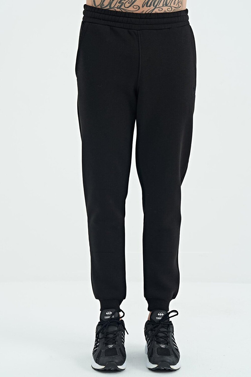 

Мужской спортивный костюм Sean Black Pocketed Jogger AIR JONES