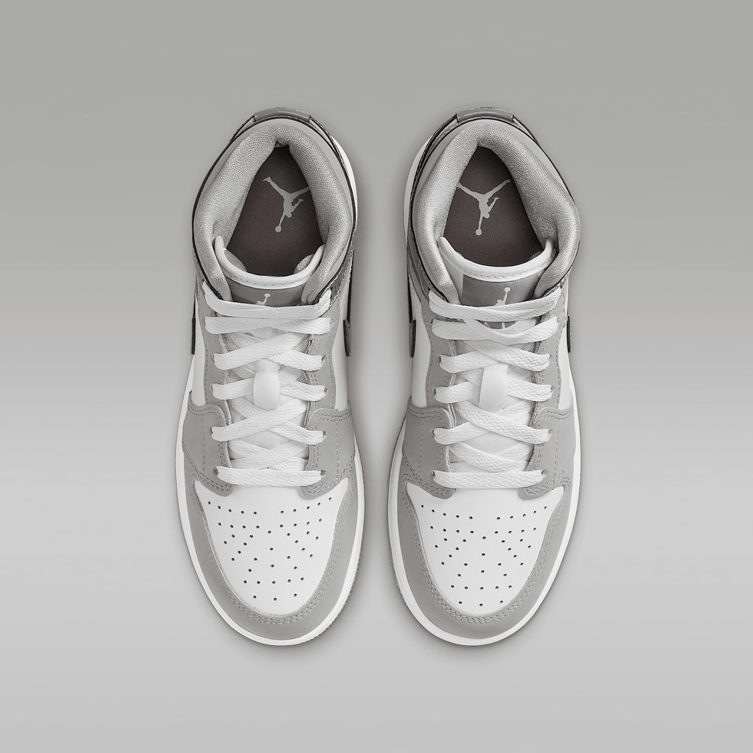 Детские кроссовки Nike Air Jordan 1 Mid, белый/серый — фото 4