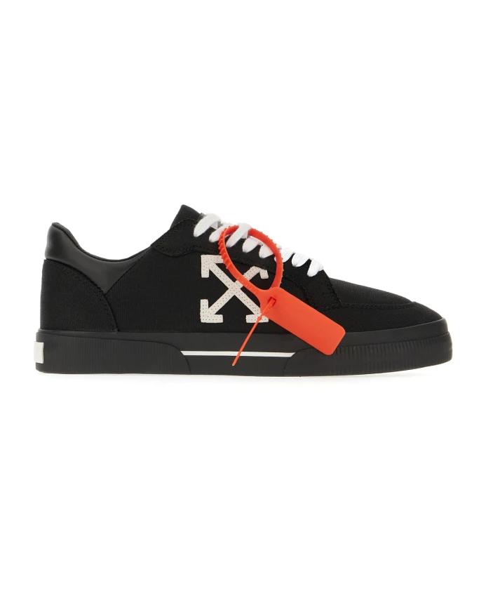 

Удобные кроссовки для повседневной носки. Off White, черный