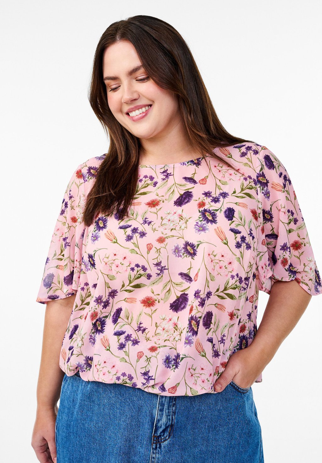 

Блуза GEBLÜMTE MIT KURZEN ÄRMELN Zizzi, светло-красный