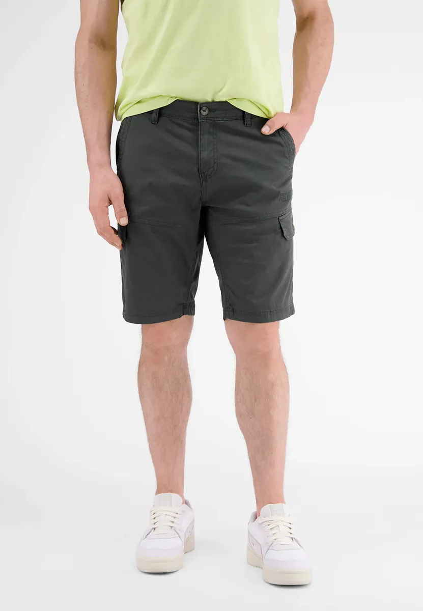 

LERROS Бермуды "LERROS Cargo Bermuda *Summer Stripe*", цвет Chilled Olive