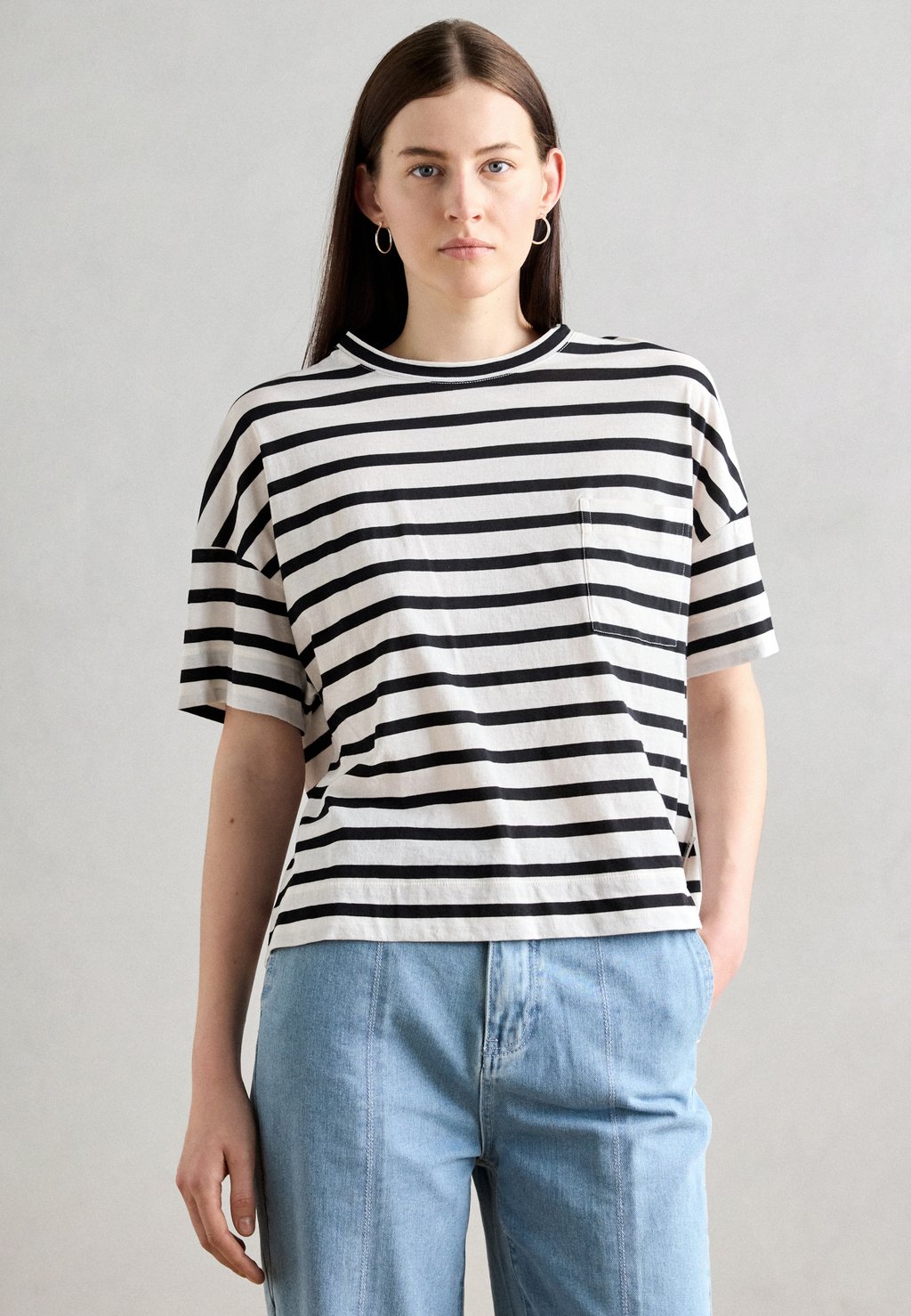 

Футболка с принтом SHORT SLEEVE STRIPED Marc O'Polo, черный