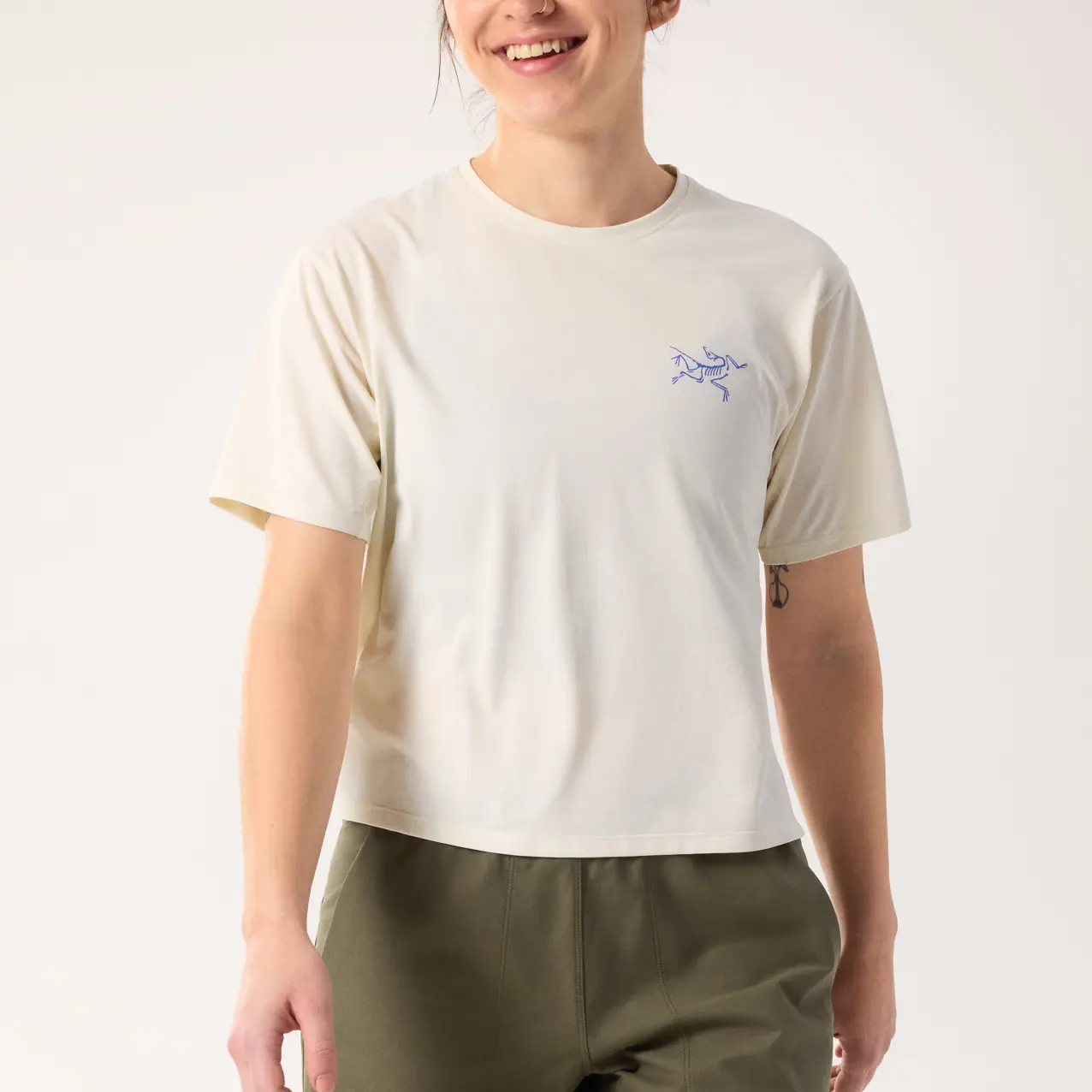 Футболка женская Arcteryx, светло-голубой/фиолетовый — фото 3