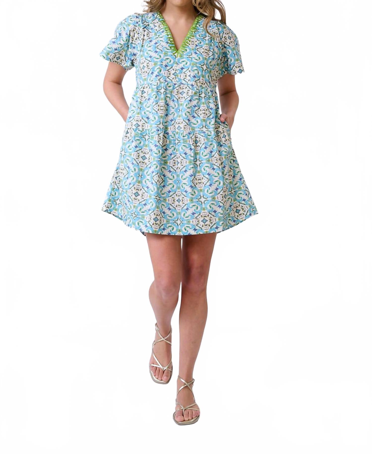 

Мини-платье Harper с глубоким V-образным вырезом в стиле «Английская плитка» BROOKS AVENUE, english tile