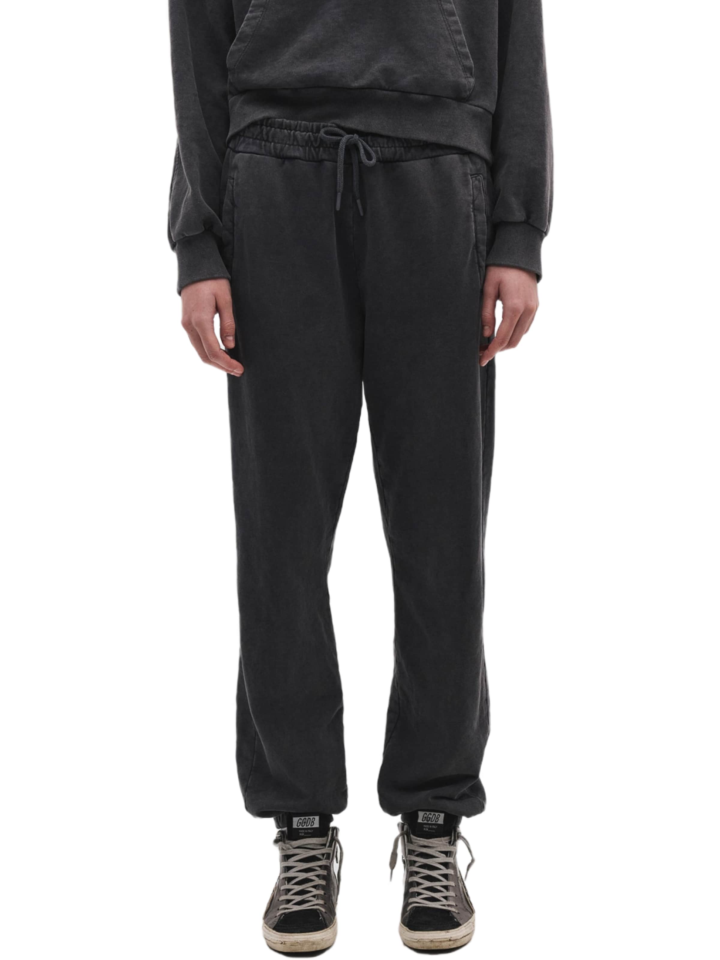 

No Matter What Брюки с зауженным низом в черном цвете