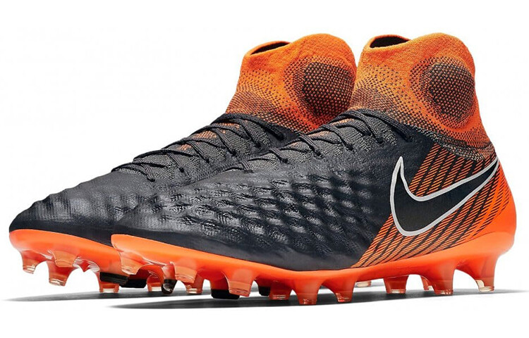 

Nike Футбольная обувь Мужчины