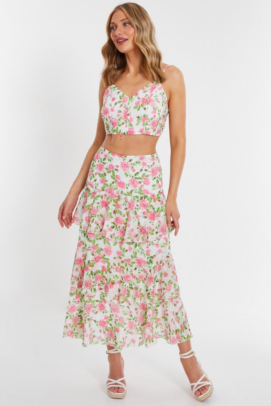 

Белая цветочная многоярусная юбка QUIZ Clothing