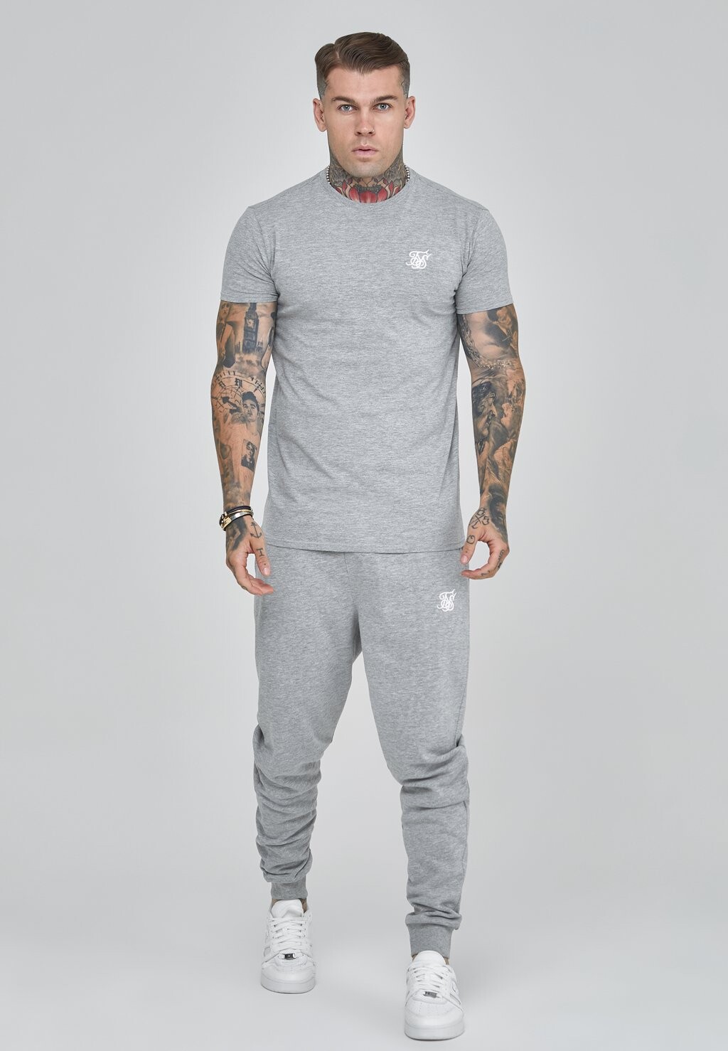 

Базовая футболка ESSENTIALS SIKSILK, серый