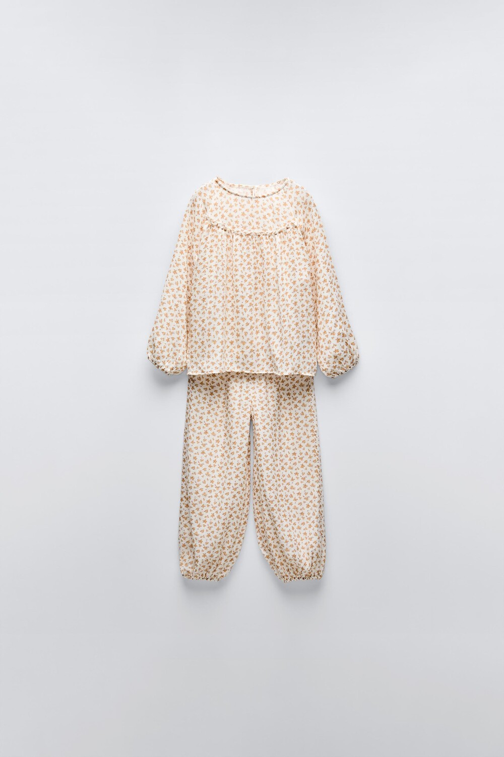 

3-6 лет/пижама с цветочным рисунком ZARA, экрю