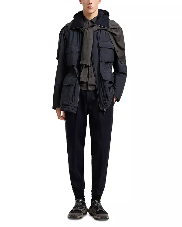 Необходимые вещи для путешествия: куртка-блузон с нашивками. Emporio Armani, синий — фото 2