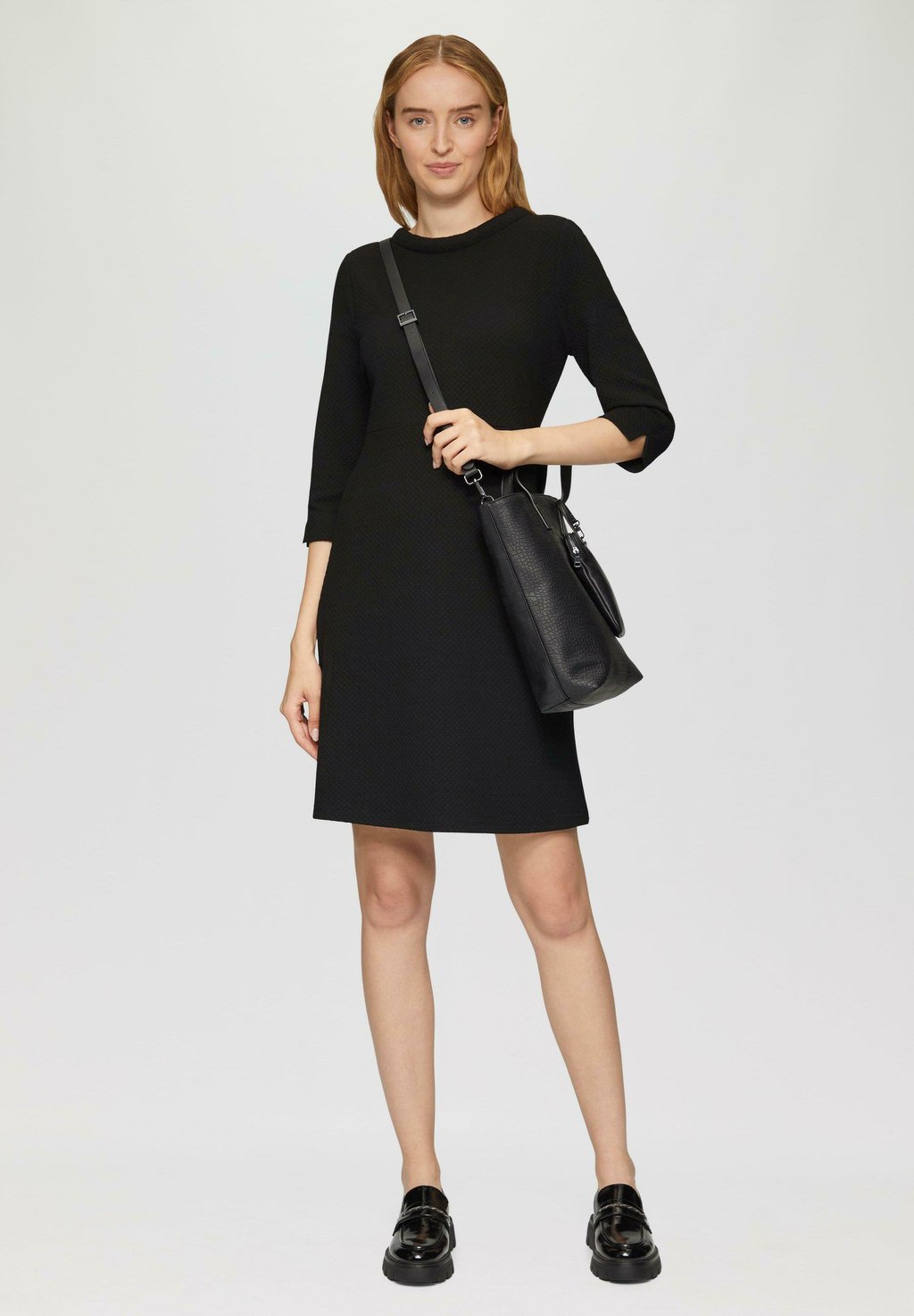 

Платье из джерси MIT STRUKTUR s.Oliver BLACK LABEL, черный